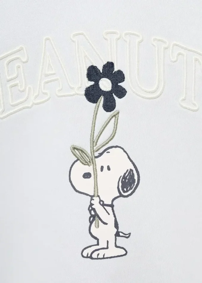 Sweat-shirt brodé Snoopy Sweat-shirt brodé Snoopy