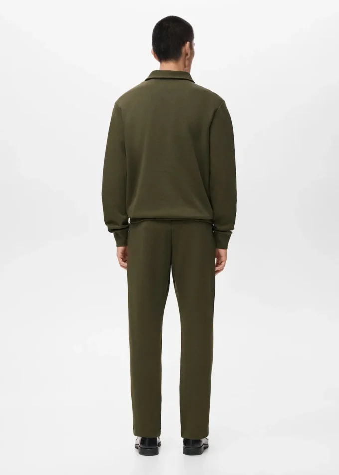Sweat-shirt à col zippé et coupe classique