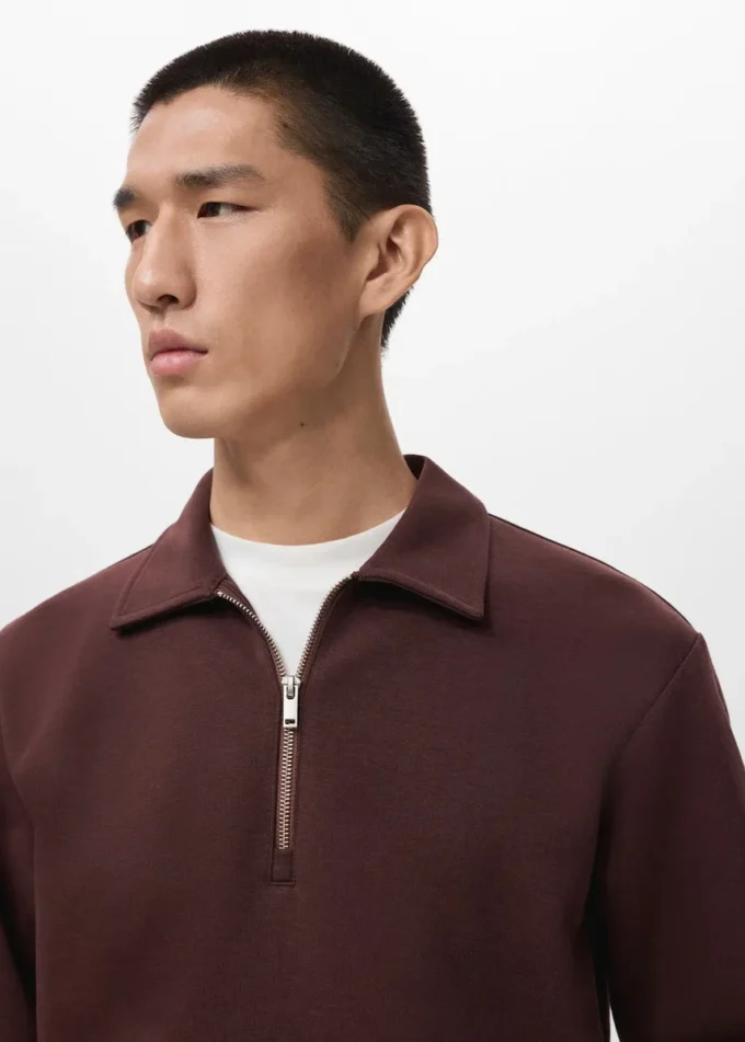 Sweat-shirt à col zippé et coupe classique