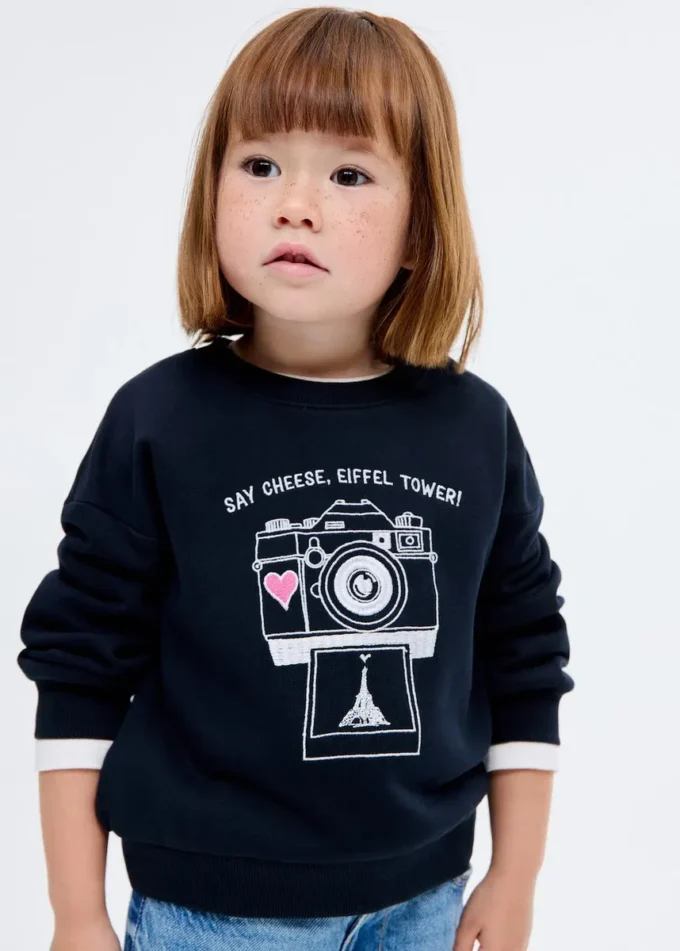 Sweat-shirt à motif brodé