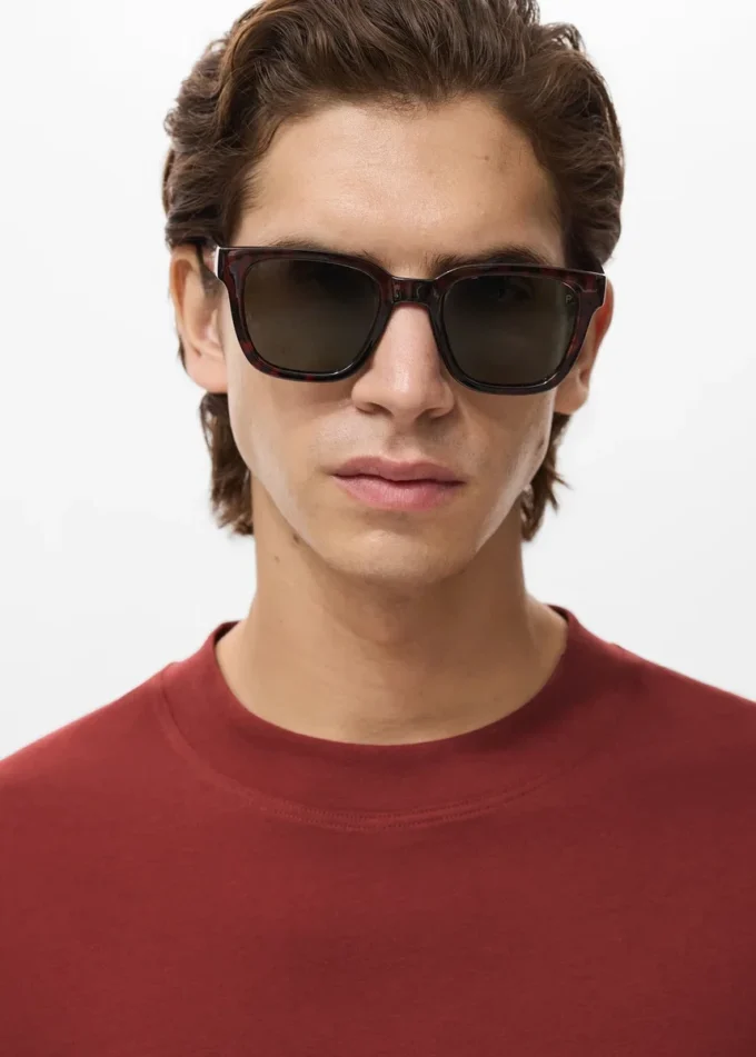 T-shirt 100 % coton coupe carrée poche