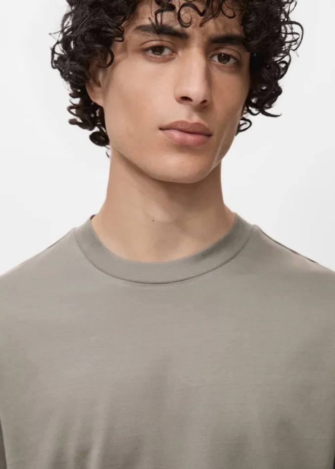 T-shirt 100 % coton coupe classique