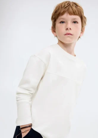 T-shirt avec poche et coutures apparentes