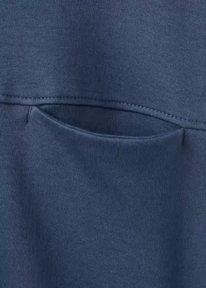 T-shirt avec poche et coutures apparentes