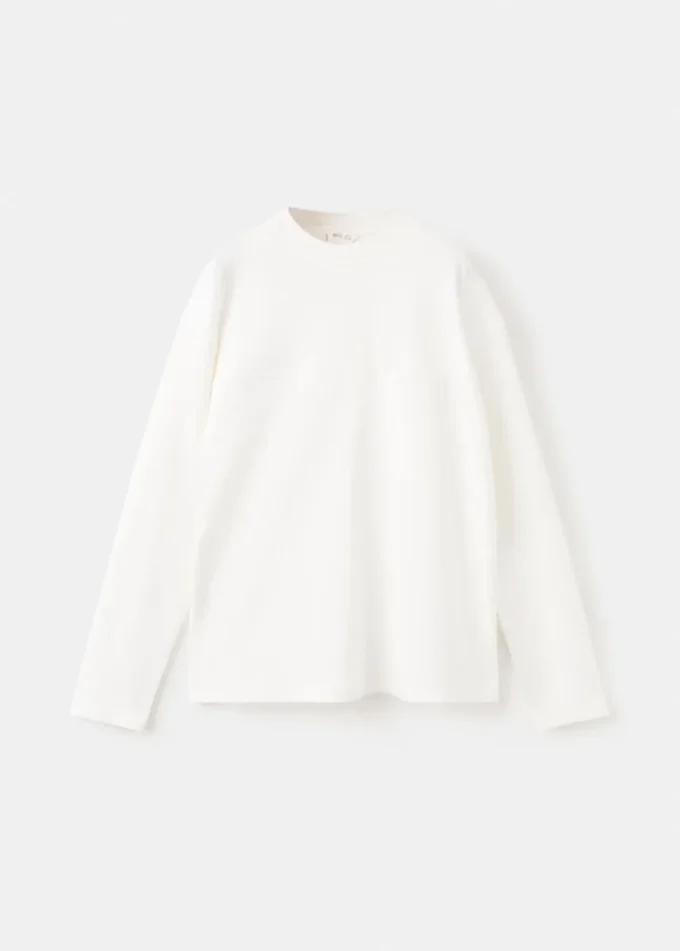 T-shirt avec poche et coutures apparentes