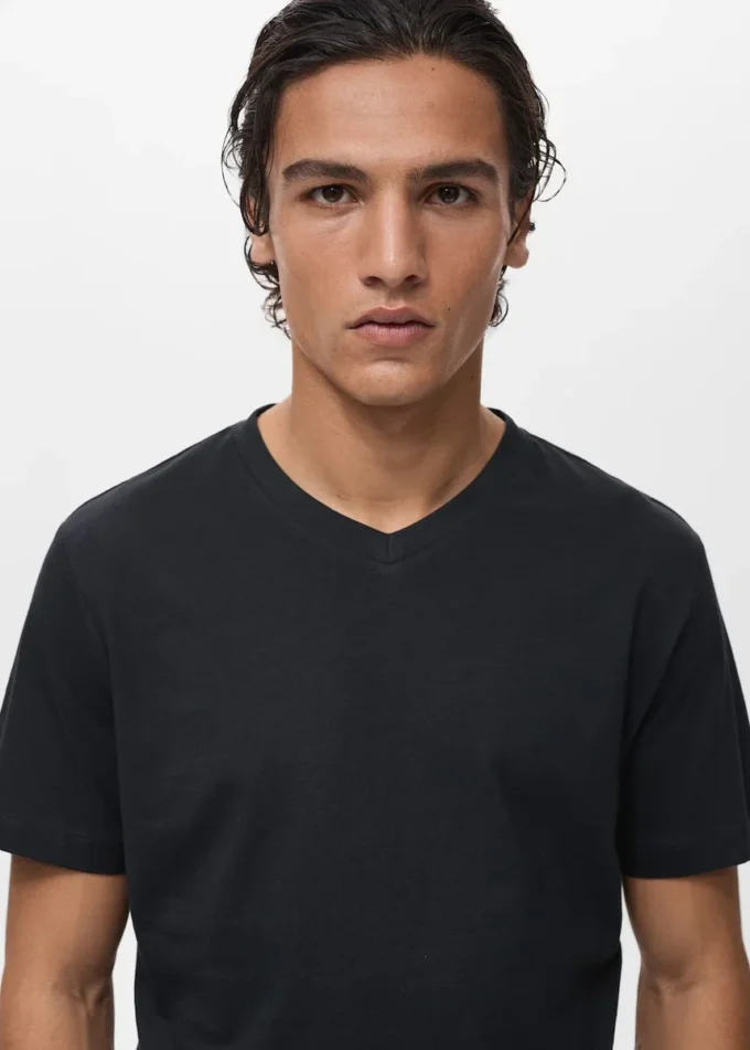 T-shirt à col en V