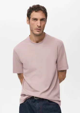 T-shirt de poids moyen et coupe classique