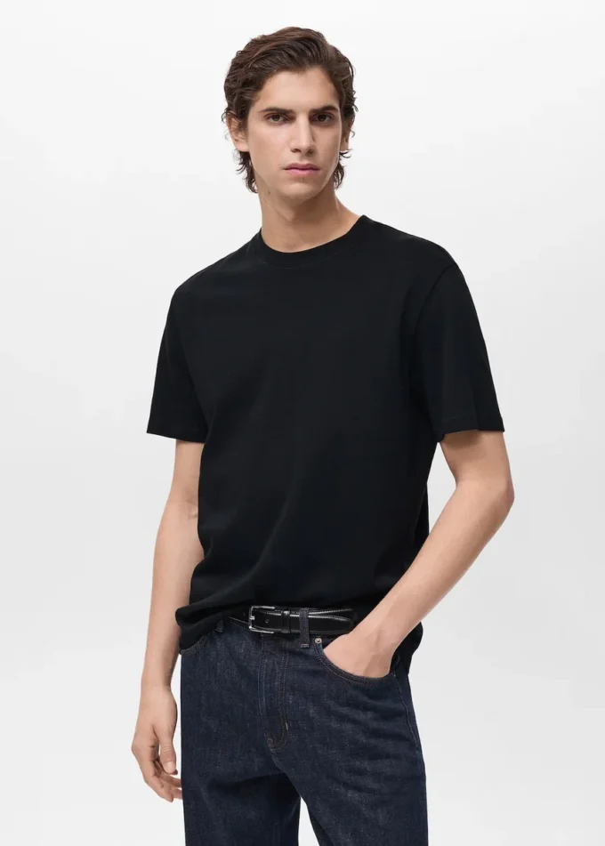 T-shirt de poids moyen et coupe classique
