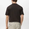 T-shirt de poids moyen et coupe classique