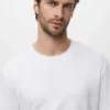 T-shirt de poids moyen et coupe classique