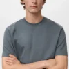 T-shirt de poids moyen et coupe classique