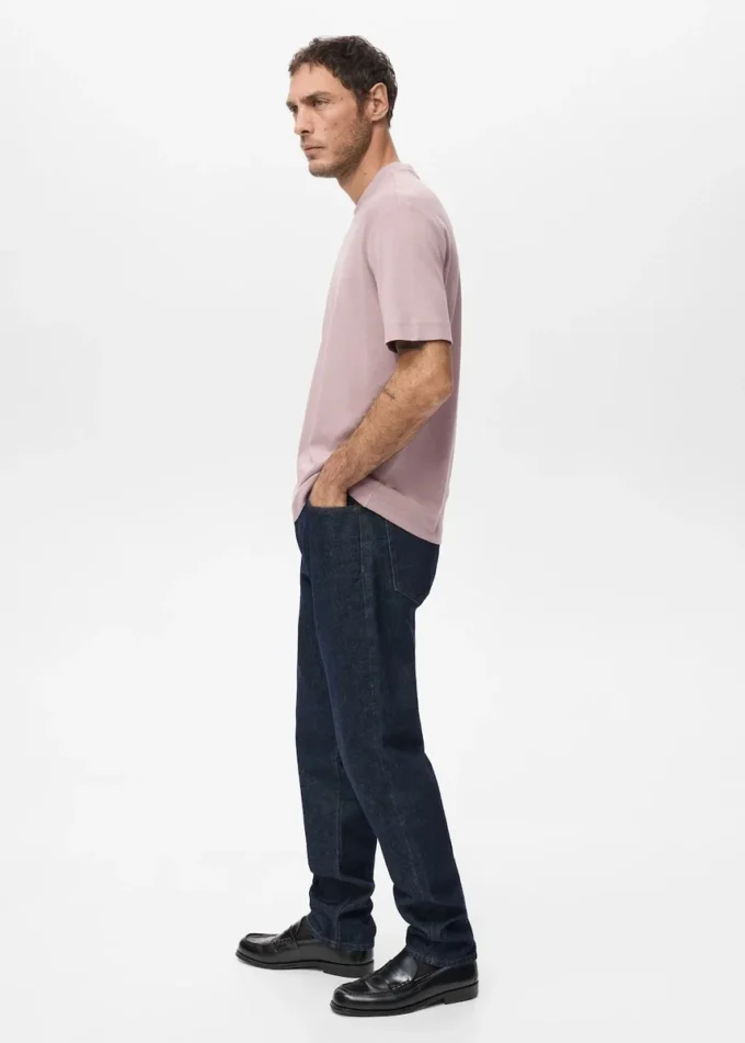 T-shirt de poids moyen et coupe classique