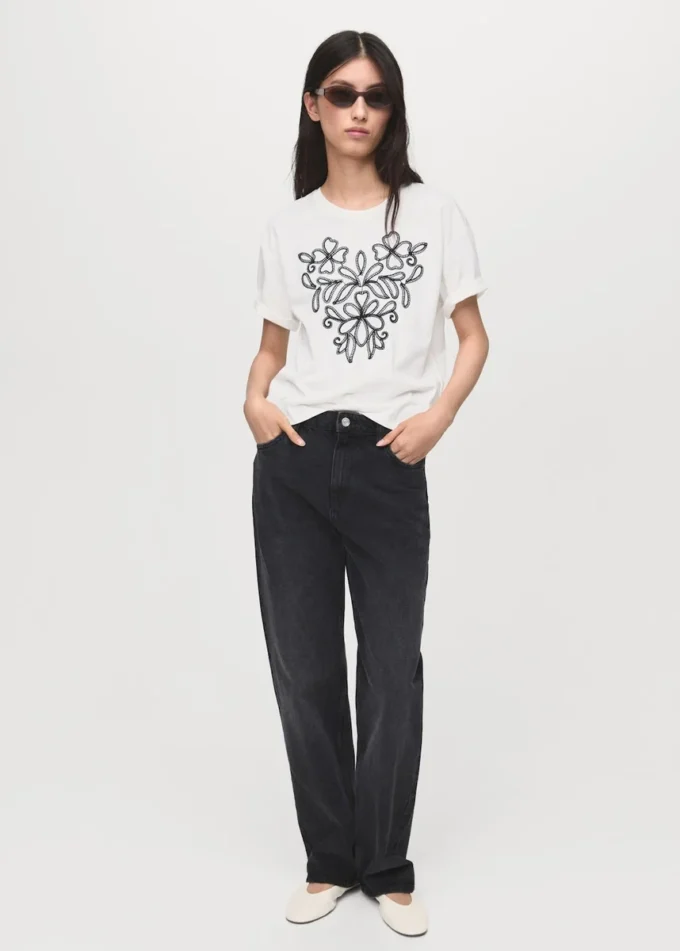 T-shirt en coton brodé de fleurs