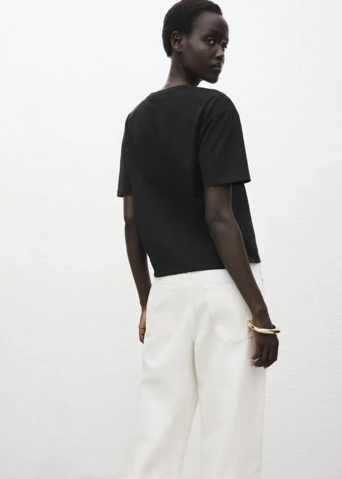 T-shirt en coton brodé de fleurs