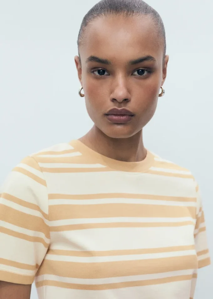 T-shirt en coton à col contrasté