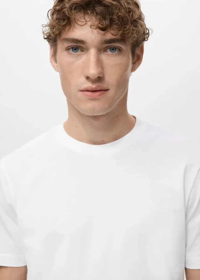 T-shirt slim fit 100 % coton