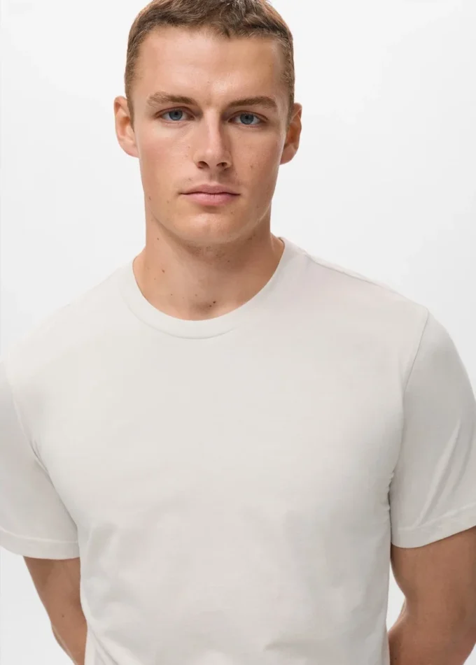 T-shirt slim fit 100 % coton