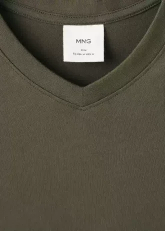 T-shirt slim fit à col en V 100 % coton