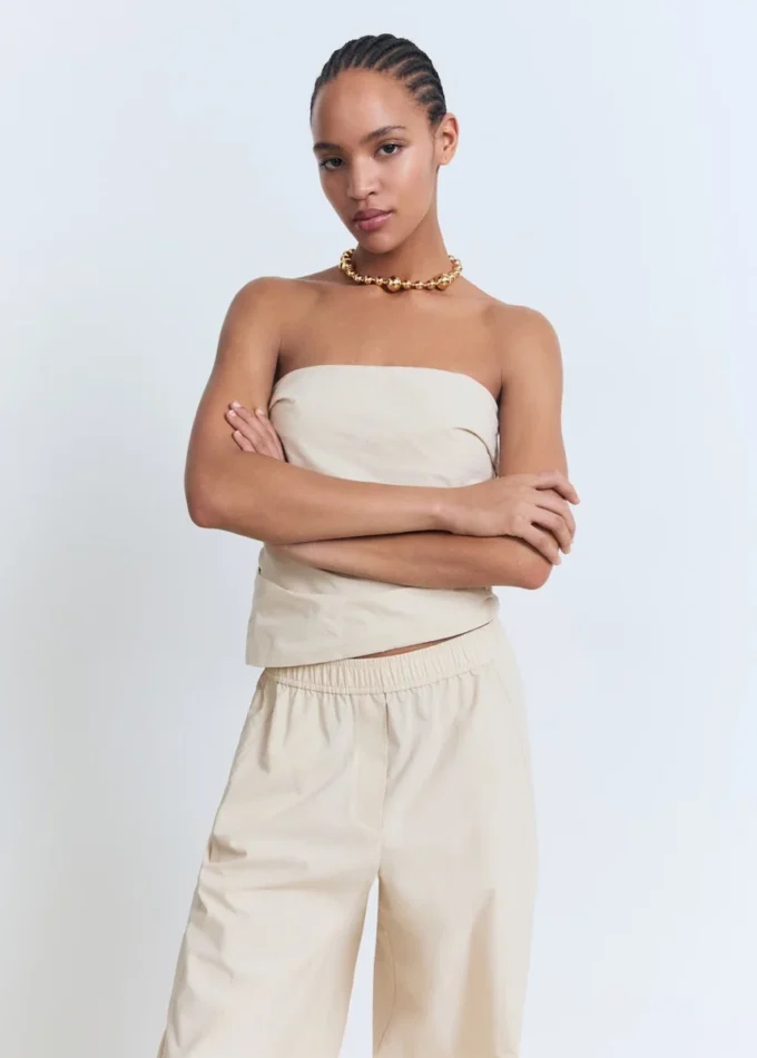 Top asymétrique sans bretelles