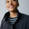 Trench-coat avec boutons décoratifs