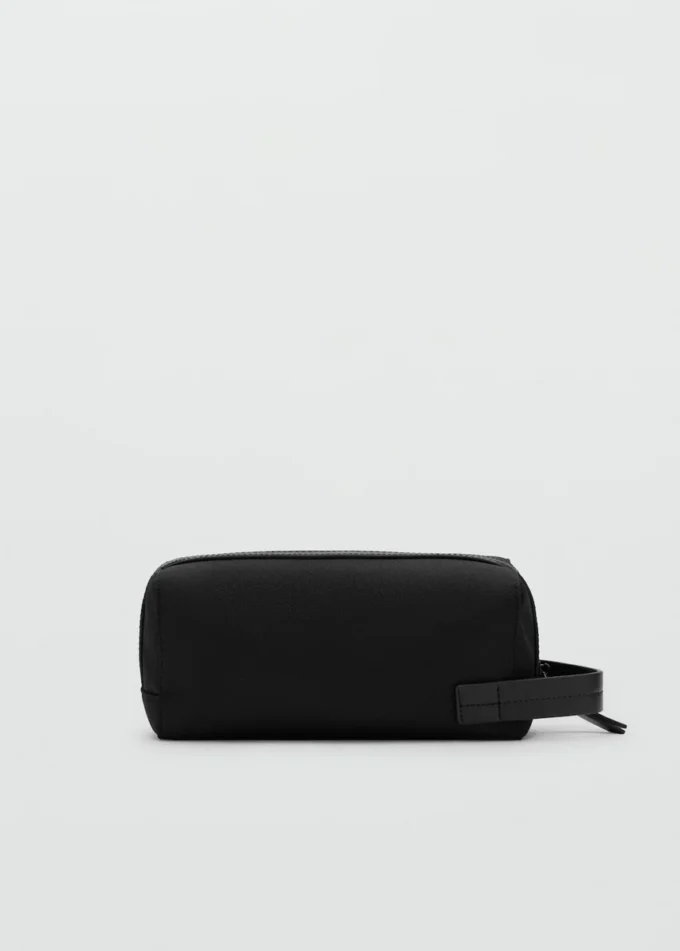 Trousse de toilette avec détails en cuir