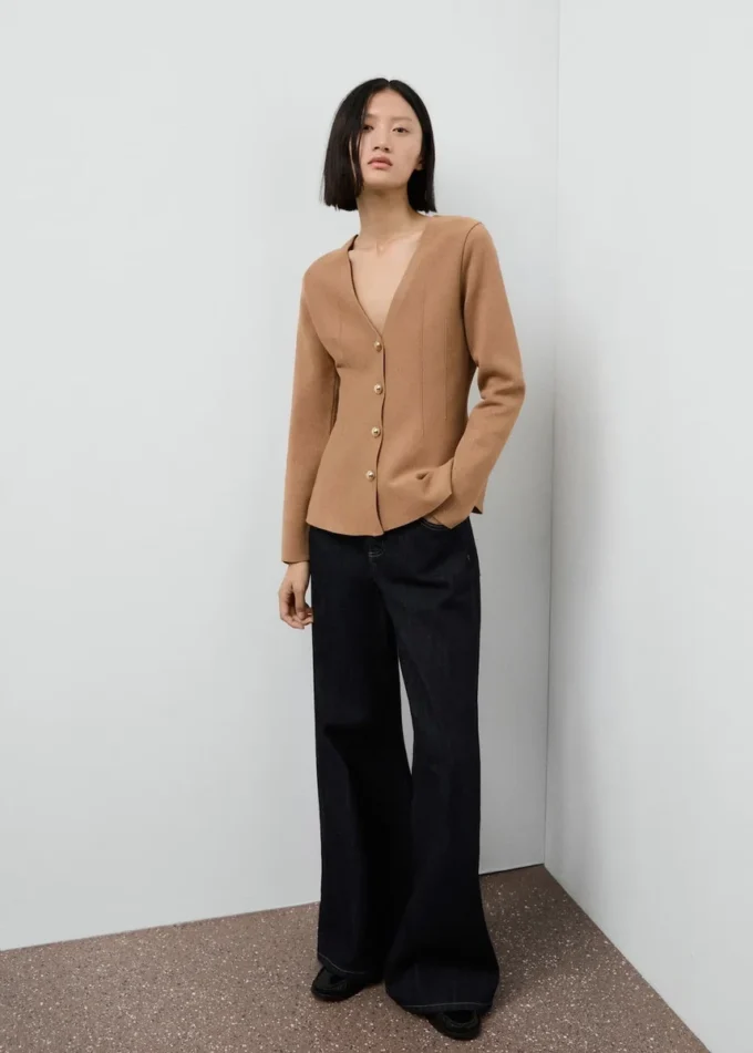 Veste ajustée en maille avec boutons
