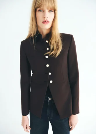Veste à col montant et boutons bijoux