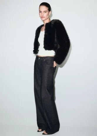 Veste courte en fausse fourrure