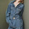 Veste en denim ajustée avec poches
