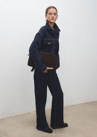 Veste en denim ajustée avec poches