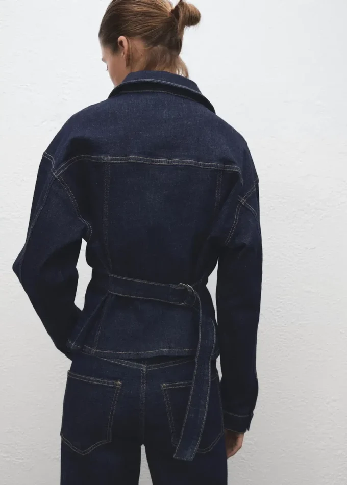 Veste en denim ajustée avec poches