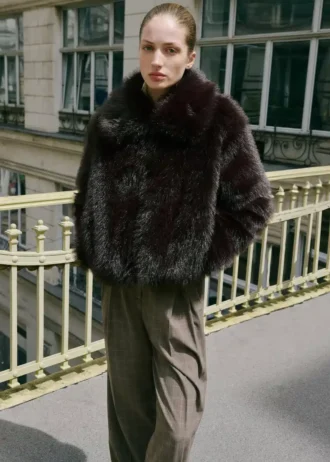 Veste en fausse fourrure avec fermeture à glissière