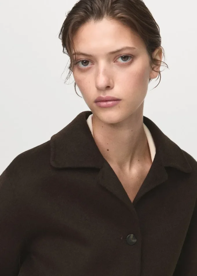 Veste en laine avec boutons