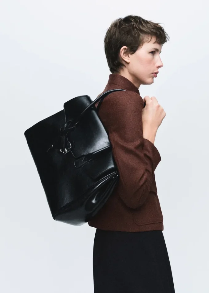 Veste en laine avec col montant et poches