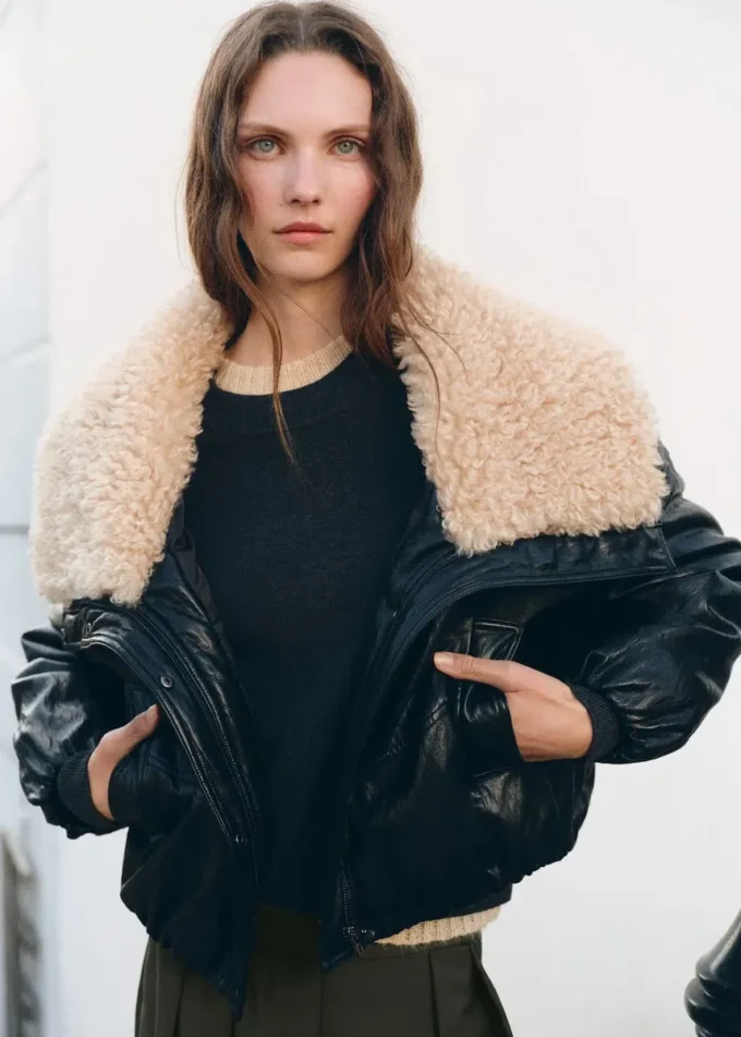 Veste en simili cuir avec col en peau lainée