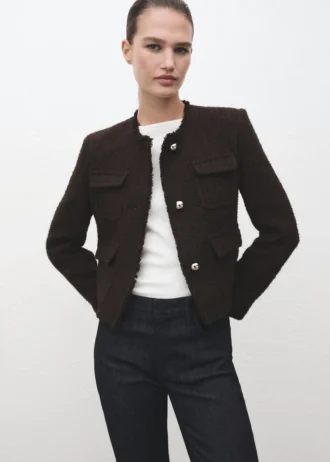 Veste en tweed avec bords effilochés