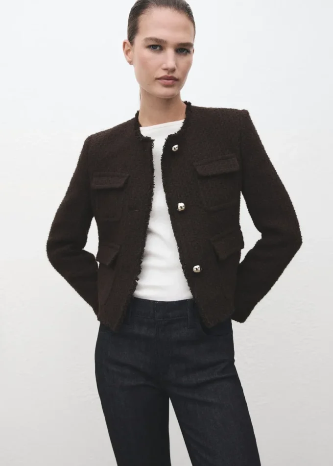 Veste en tweed avec bords effilochés