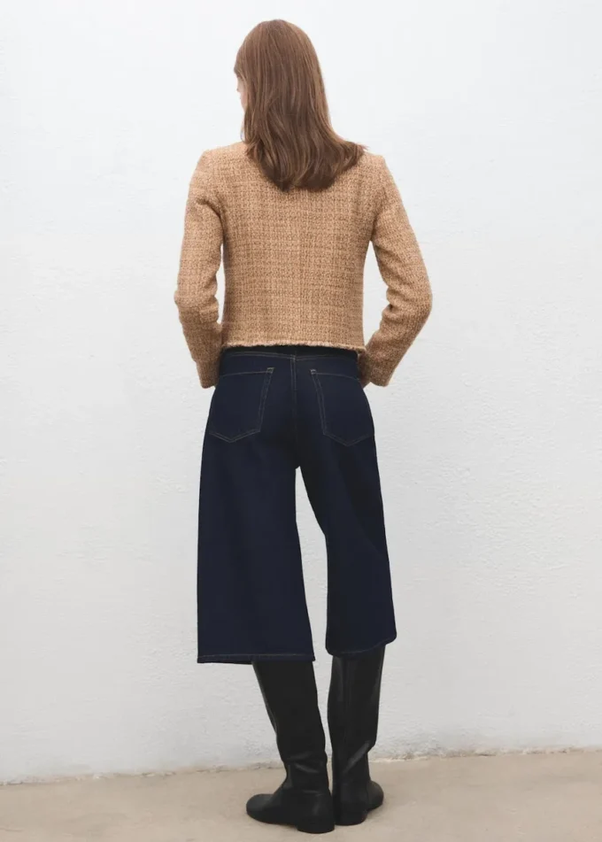 Veste en tweed avec bords effilochés
