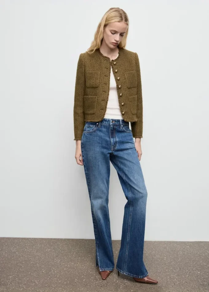 Veste en tweed avec boutons bijoux