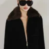 Veste en velours avec col en fourrure