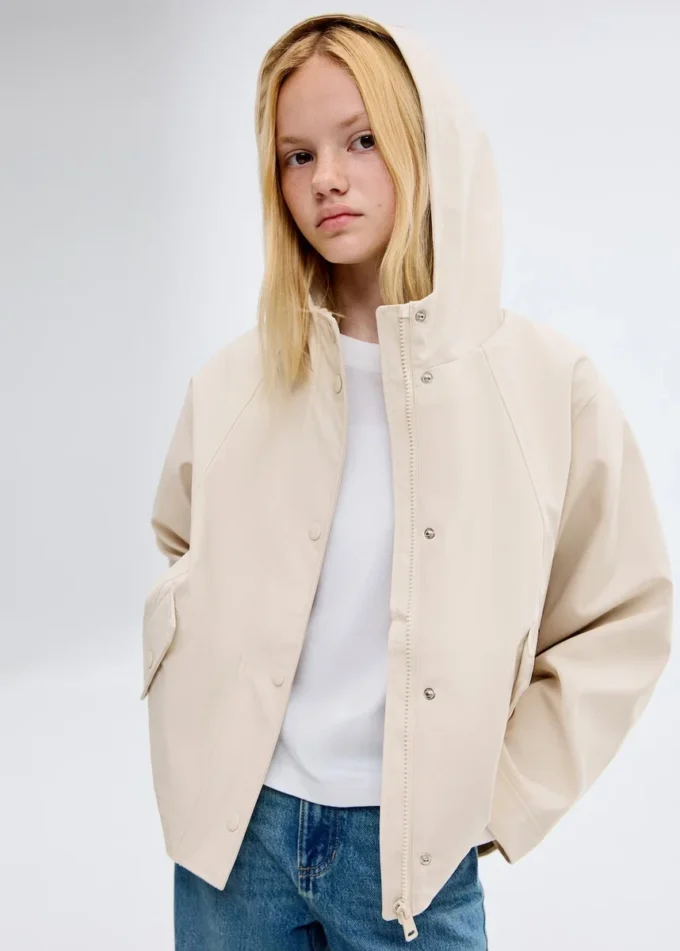 Veste imperméable à capuche